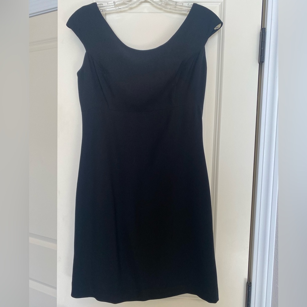 Ellen Tracy CLASSIC little black dress fit flare sz 2